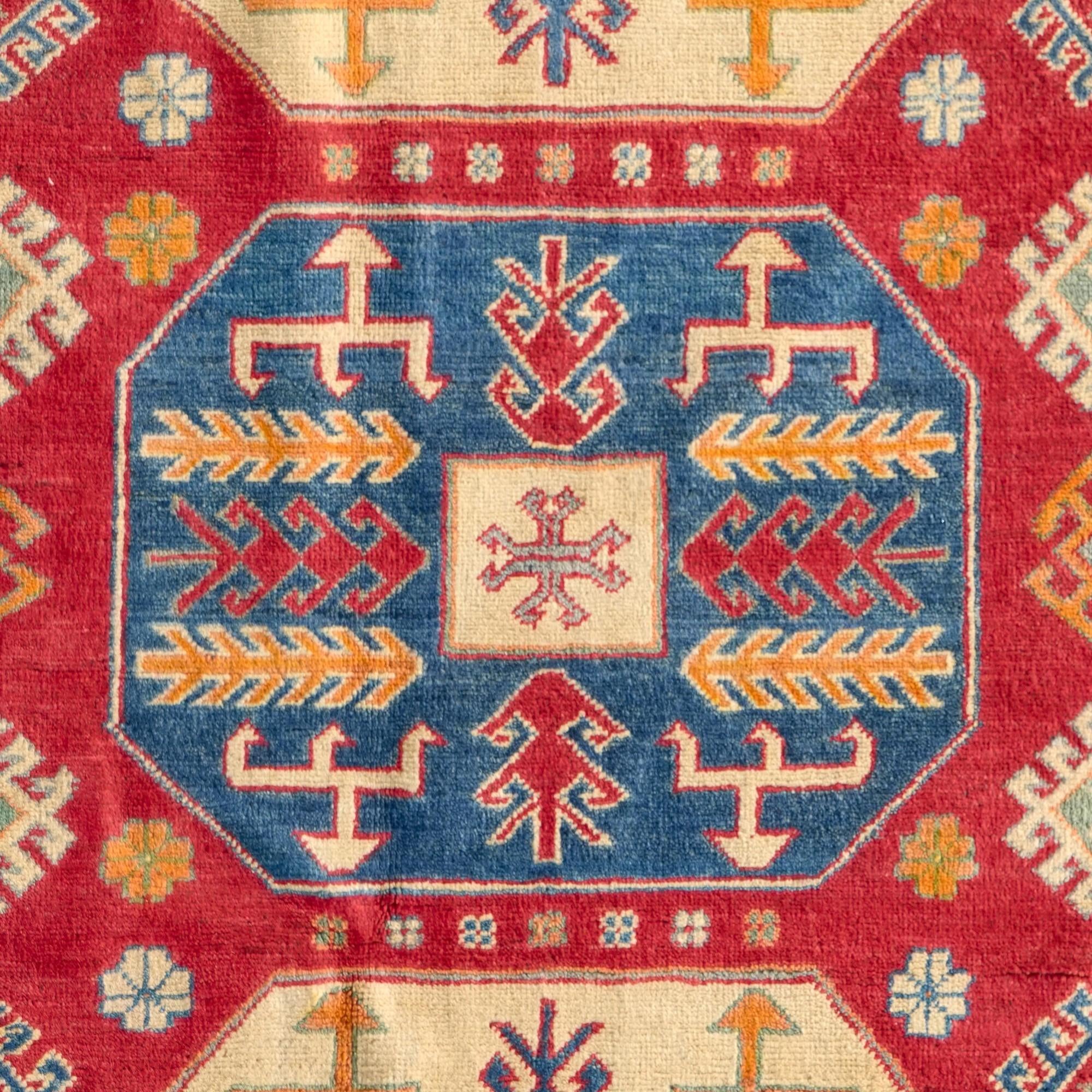Detail image 10 of 10: 5' 1 x 7' 2 Hand Knotted Kazak Rug