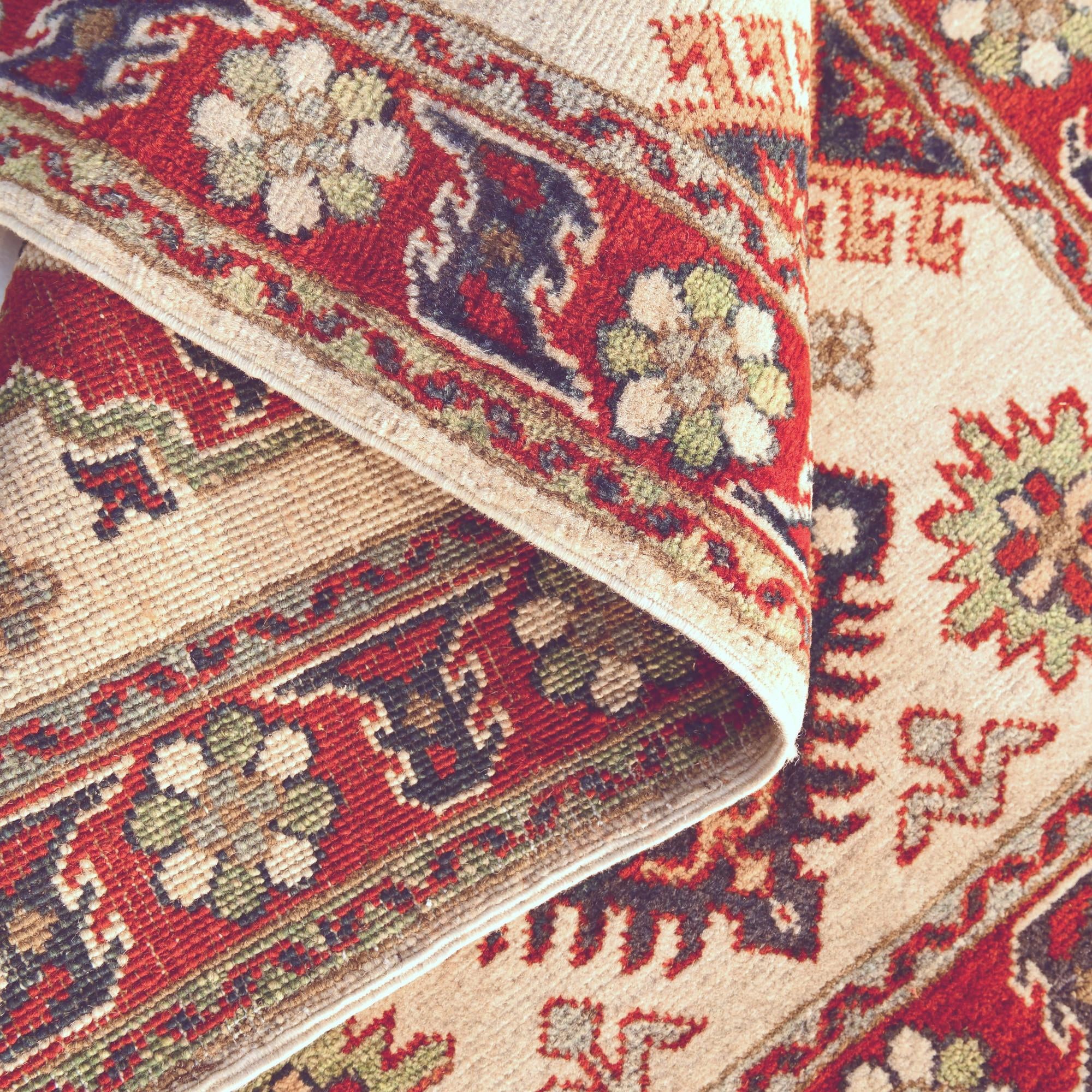 2' 7 x 4' 2 Hand Knotted Kazak Rug