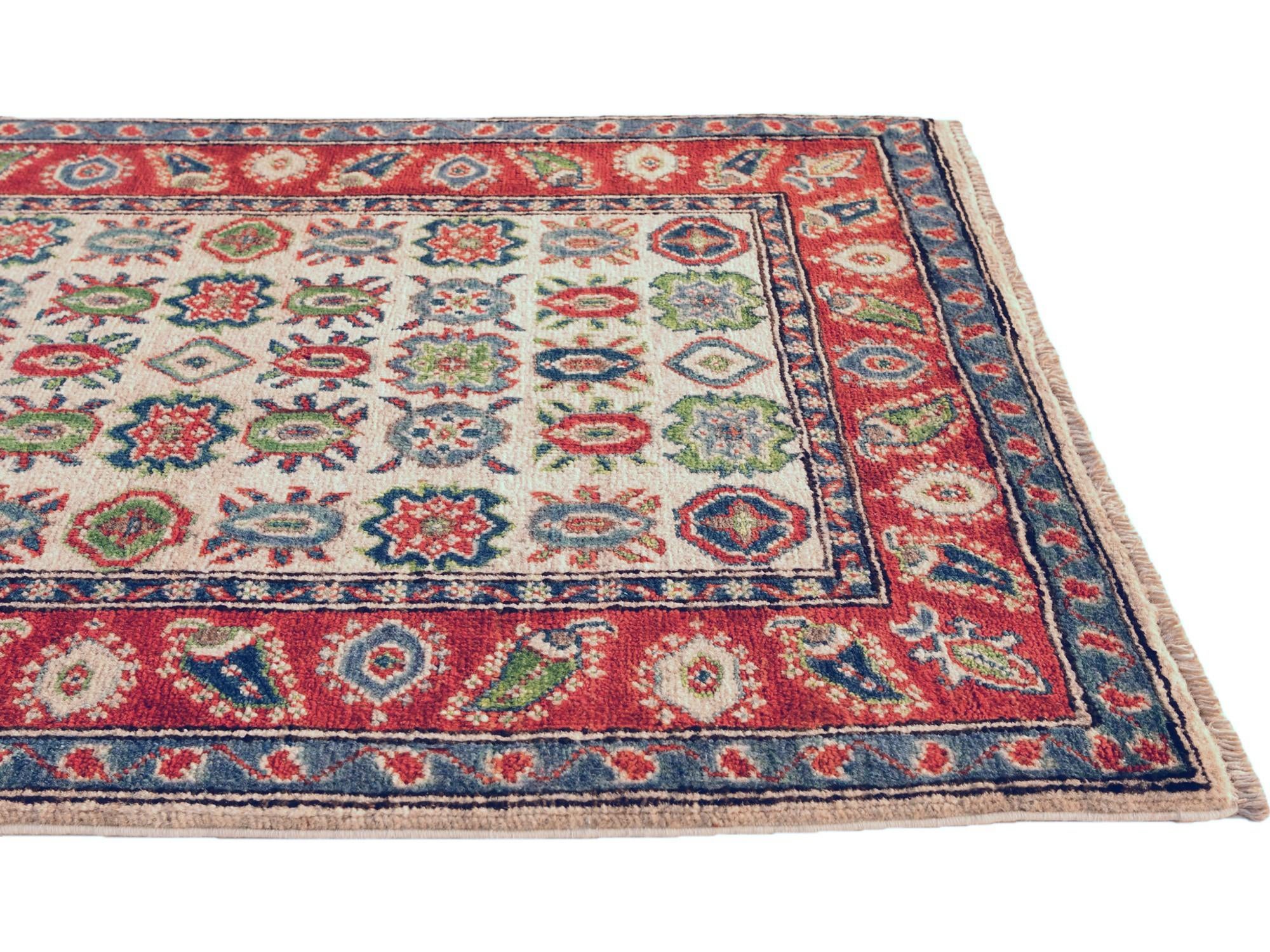 2' 9 x 4' Hand Knotted Kazak Rug