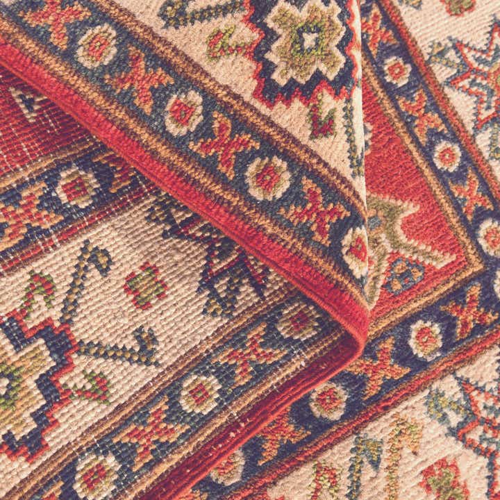 2' 8 x 4' 2 Hand Knotted Kazak Rug
