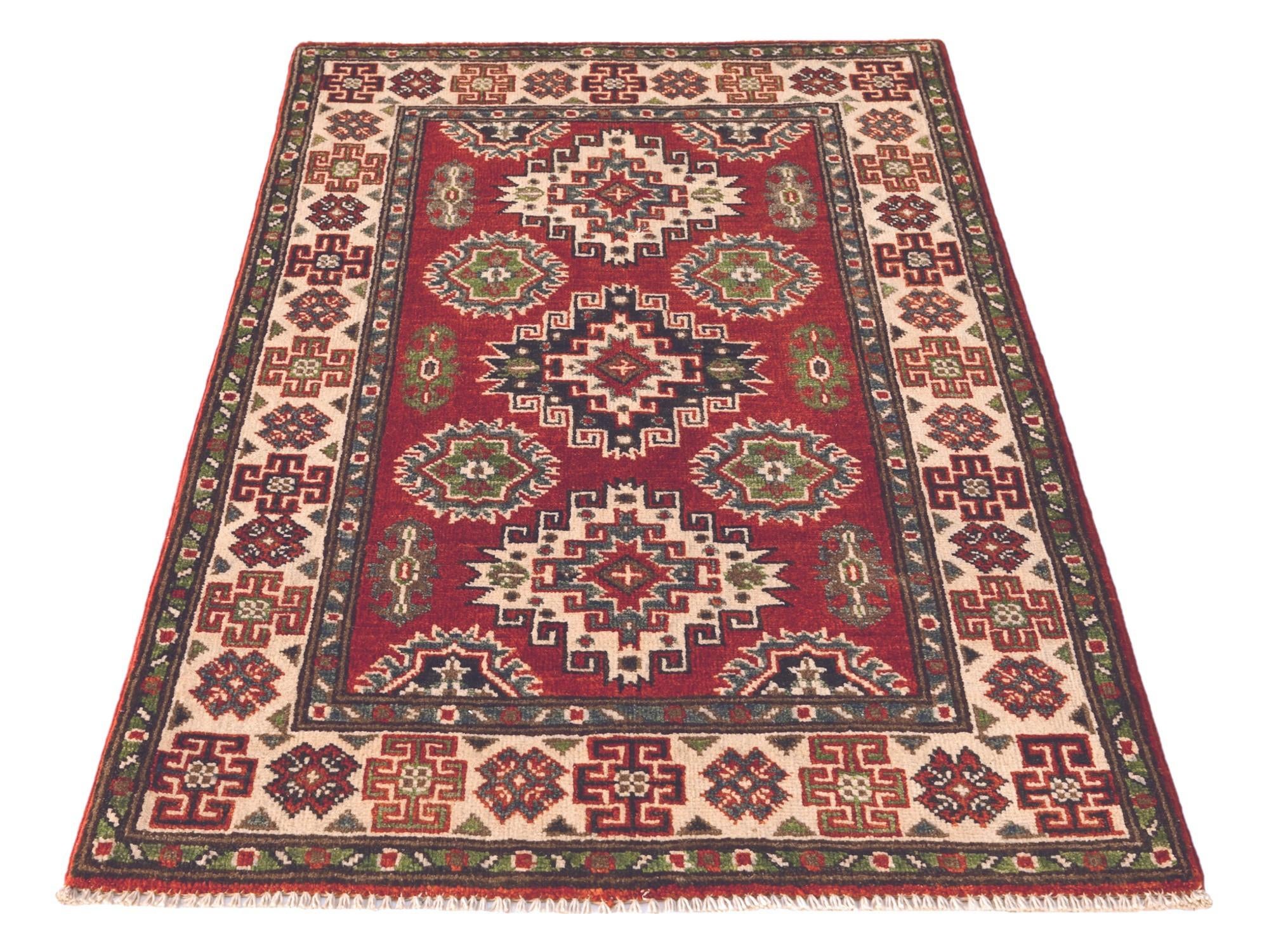 2' 7 x 4' 1 Hand Knotted Kazak Rug
