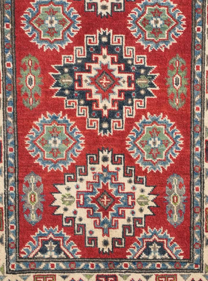2' 7 x 4' 1 Hand Knotted Kazak Rug