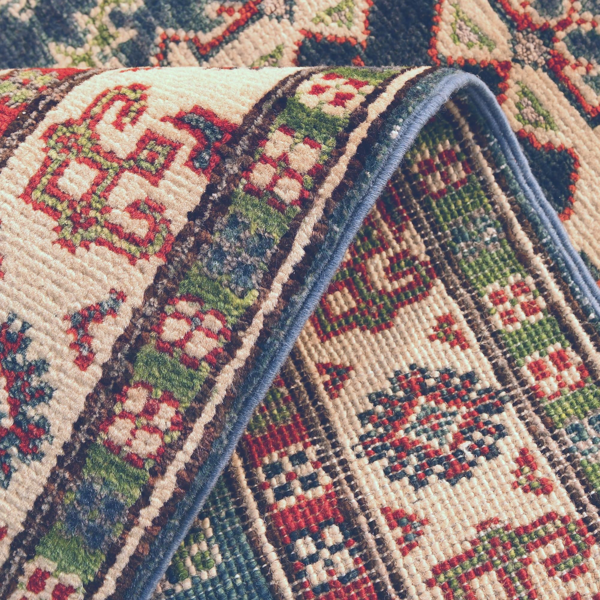 2' 7 x 4' 2 Hand Knotted Kazak Rug