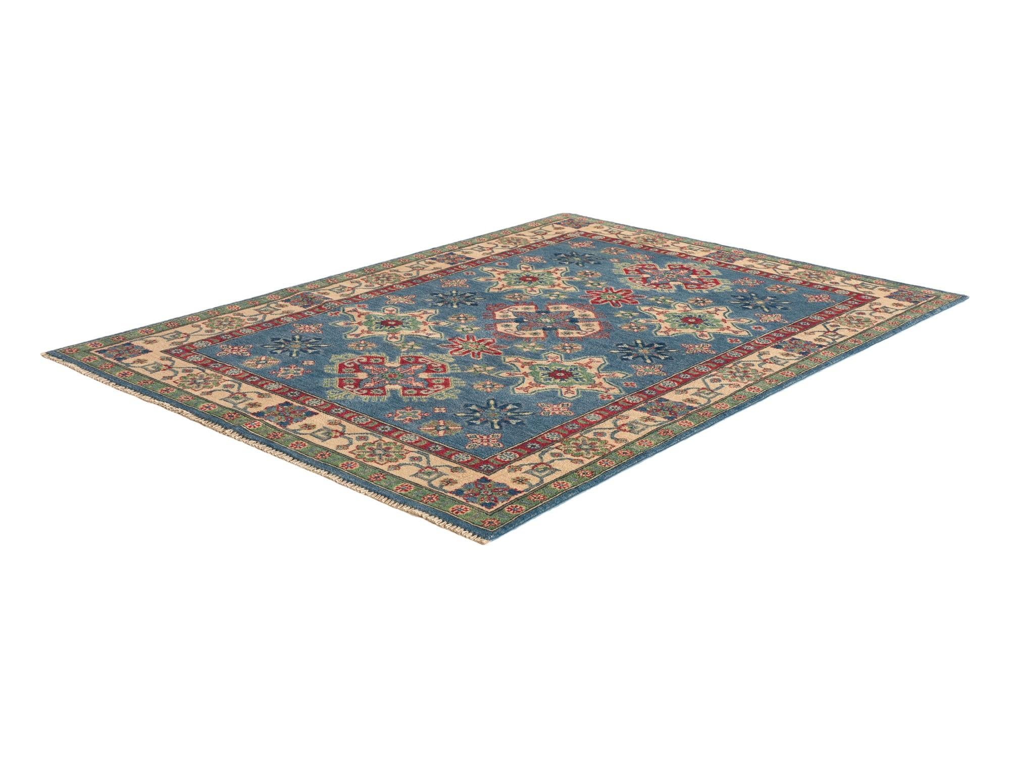4' 10 x 6' 11 Hand Knotted Kazak Rug