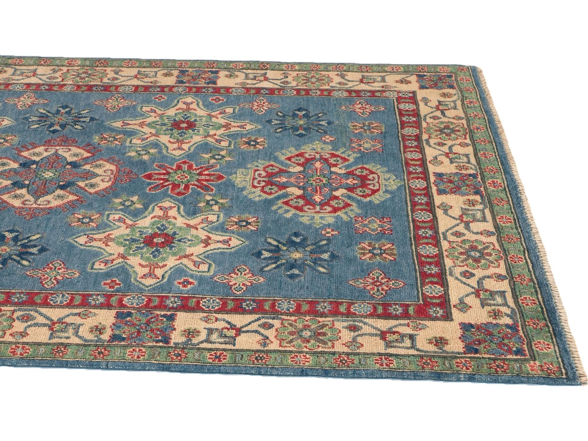 4' 10 x 6' 11 Hand Knotted Kazak Rug