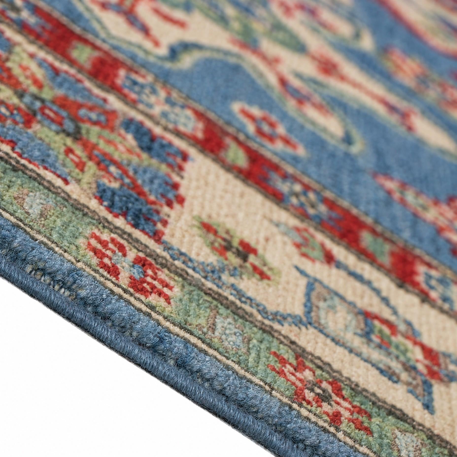 4' 10 x 6' 11 Hand Knotted Kazak Rug