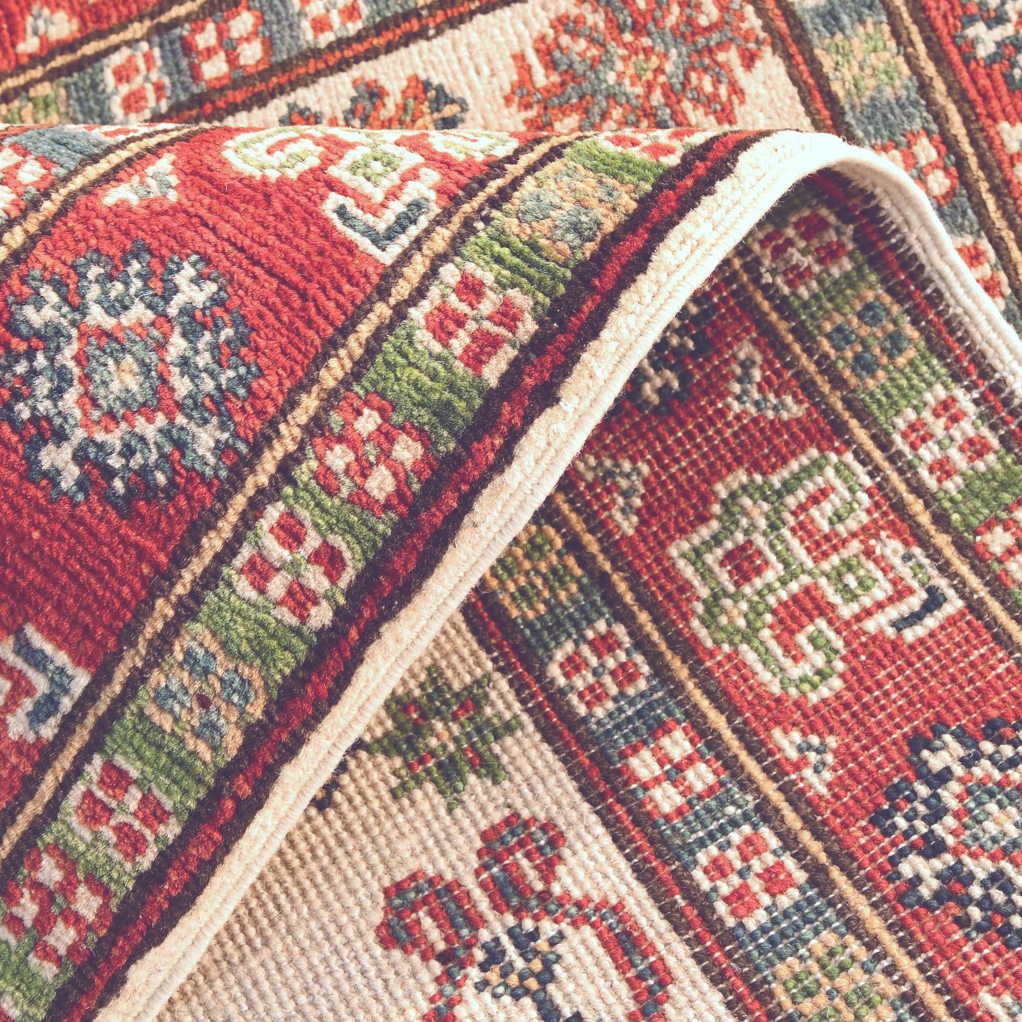 2' 7 x 4' Hand Knotted Kazak Rug
