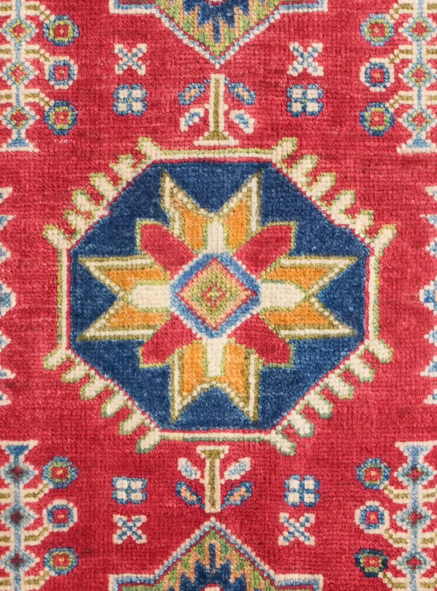 2' 7 x 4' 1 Hand Knotted Kazak Rug