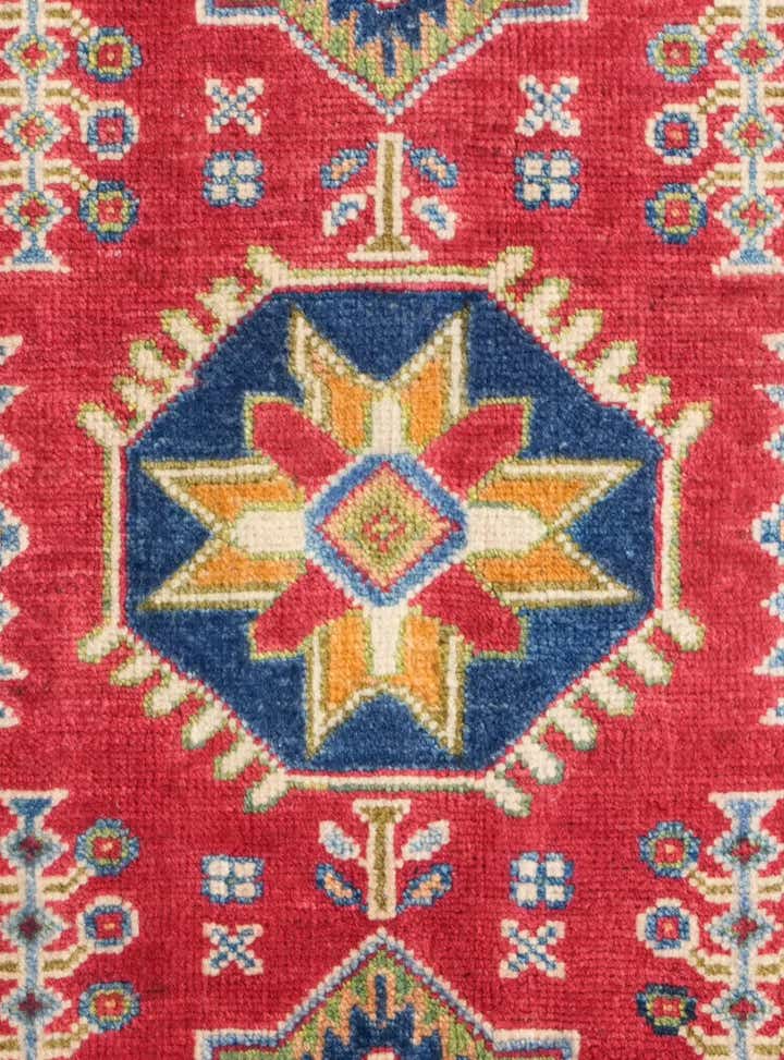 2' 7 x 4' 1 Hand Knotted Kazak Rug