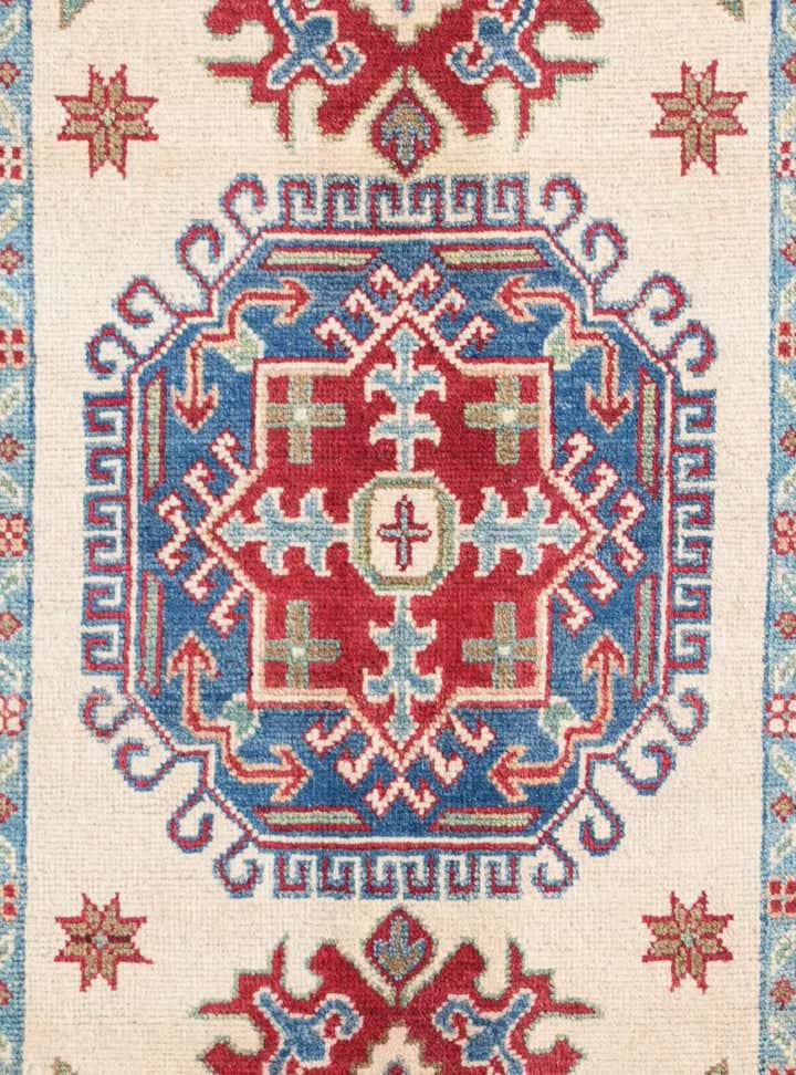 2' 7 x 4' 4 Hand Knotted Kazak Rug