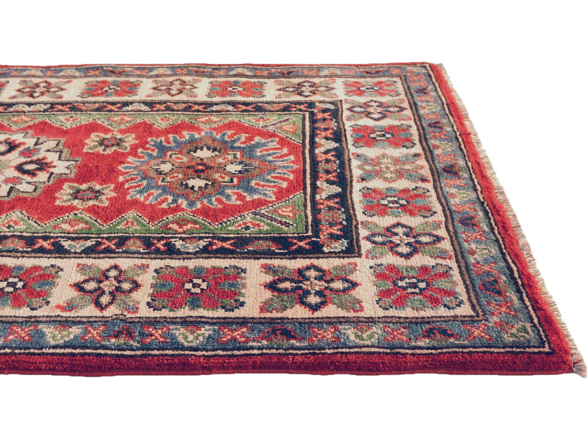 2' 7 x 4' 7 Hand Knotted Kazak Rug