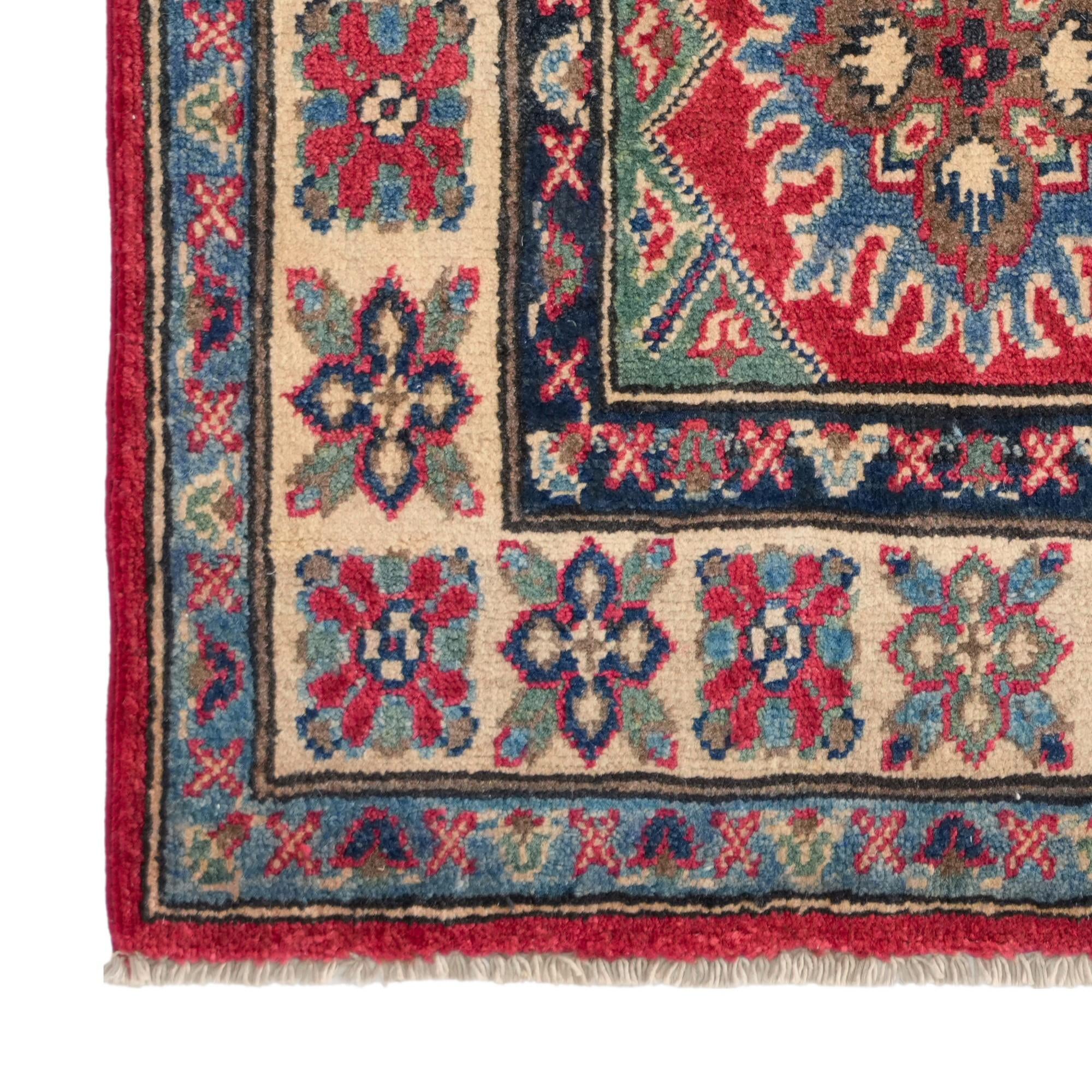2' 7 x 4' 7 Hand Knotted Kazak Rug