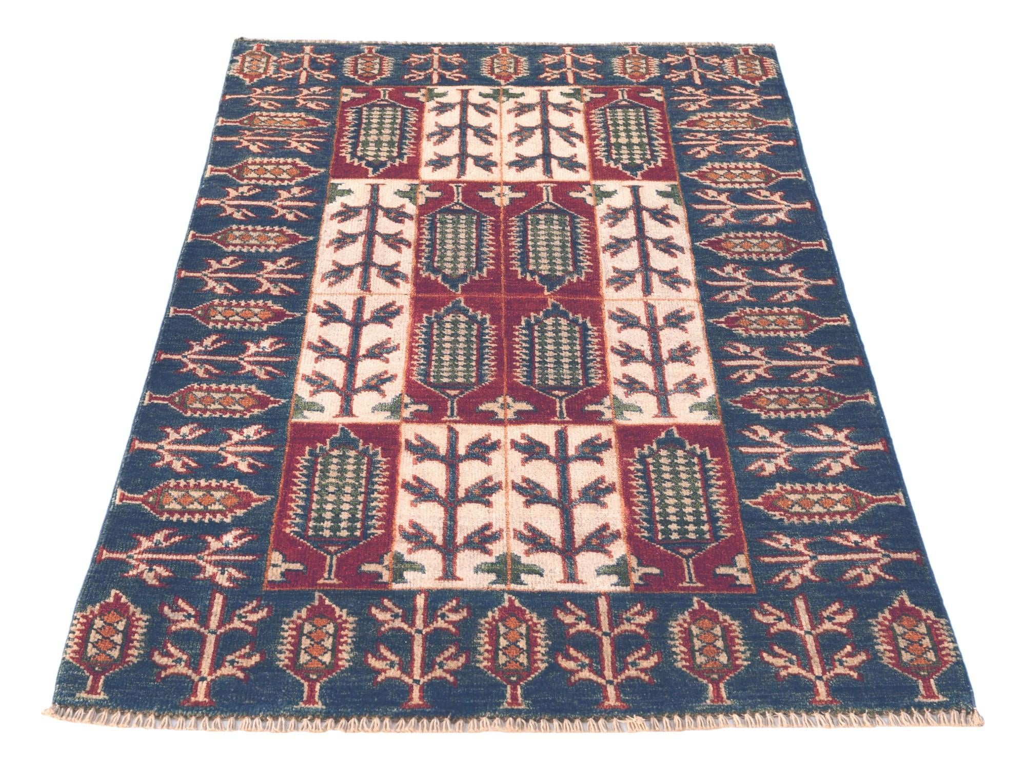 2' 8 x 4' Hand Knotted Kazak Rug