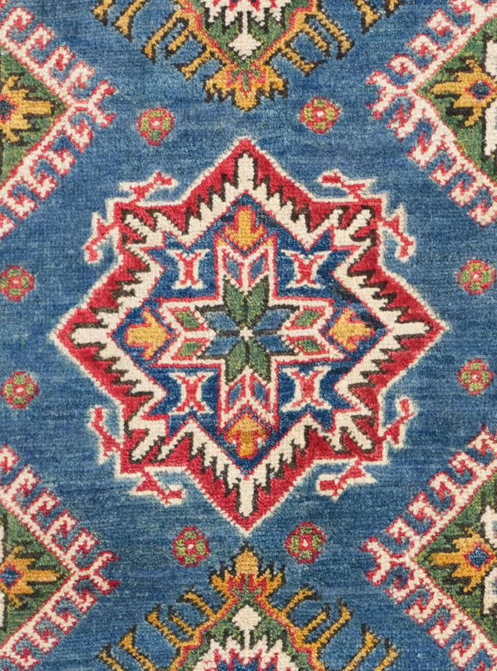 2' 6 x 4' 2 Hand Knotted Kazak Rug