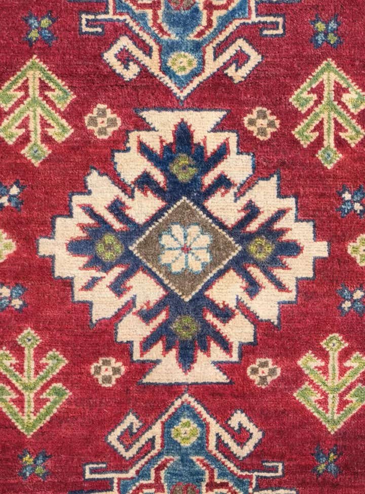 2' 7 x 3' 10 Hand Knotted Kazak Rug