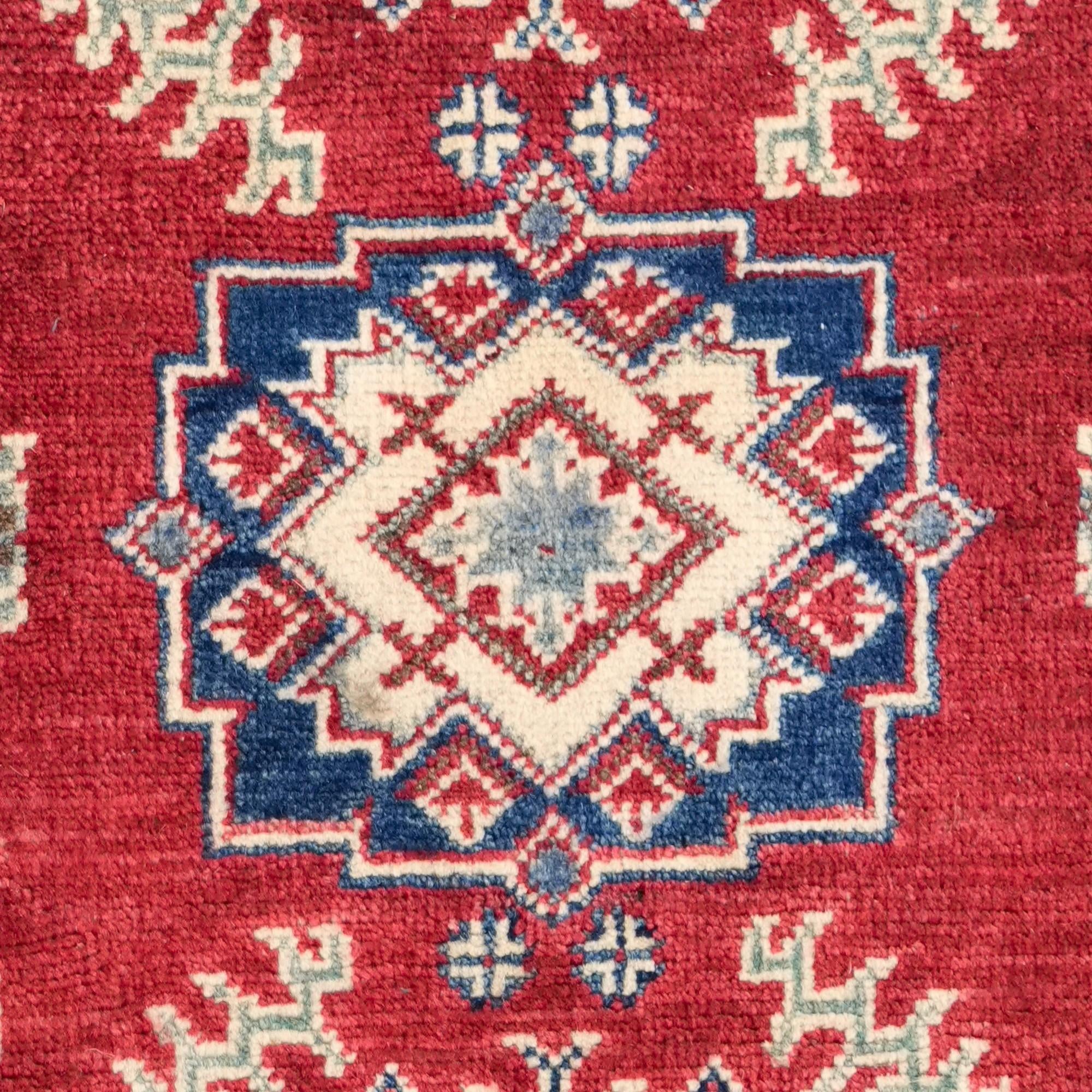 2' 7 x 4' 2 Hand Knotted Kazak Rug