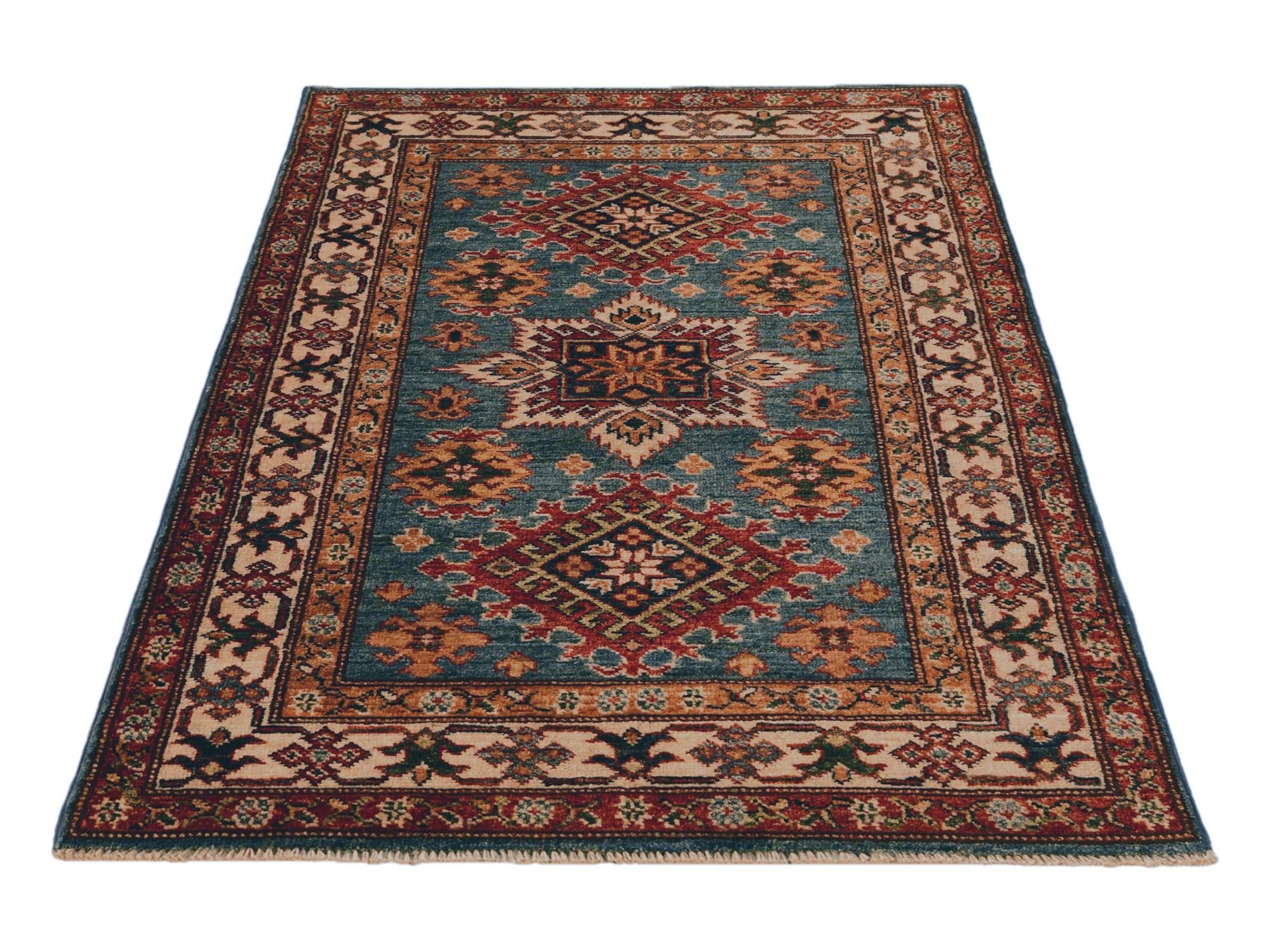 2' 10 x 4' 5 Hand Knotted Kazak Rug