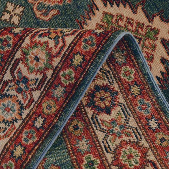 2' 9 x 4' 2 Hand Knotted Kazak Rug