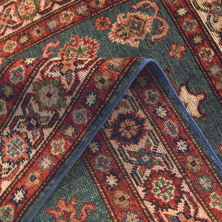 2' 9 x 4' 2 Hand Knotted Kazak Rug