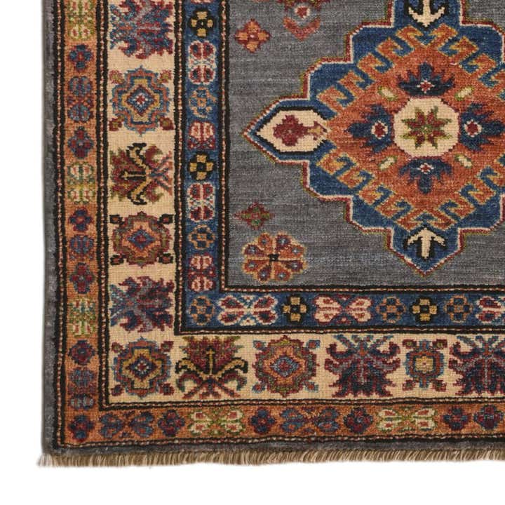 2' 7 x 4' 3 Hand Knotted Kazak Rug