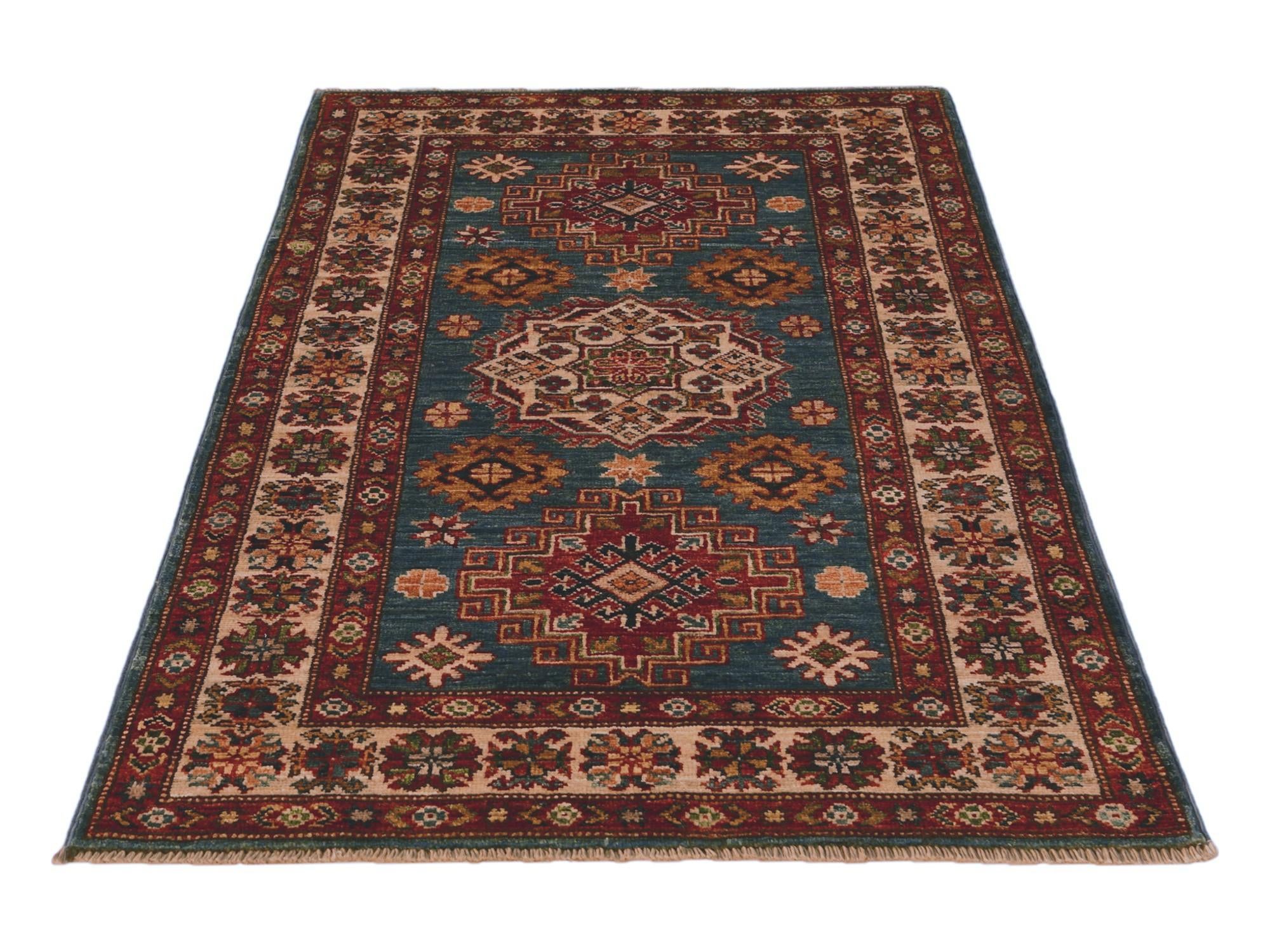 2' 7 x 4' 2 Hand Knotted Kazak Rug
