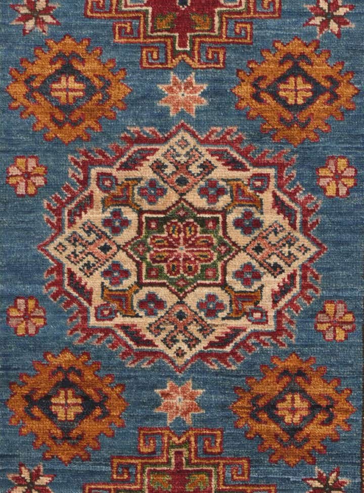 2' 7 x 4' 2 Hand Knotted Kazak Rug