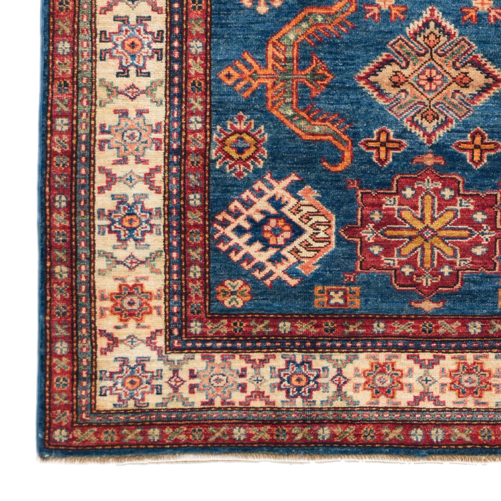 4' 2 x 6' Hand Knotted Kazak Rug