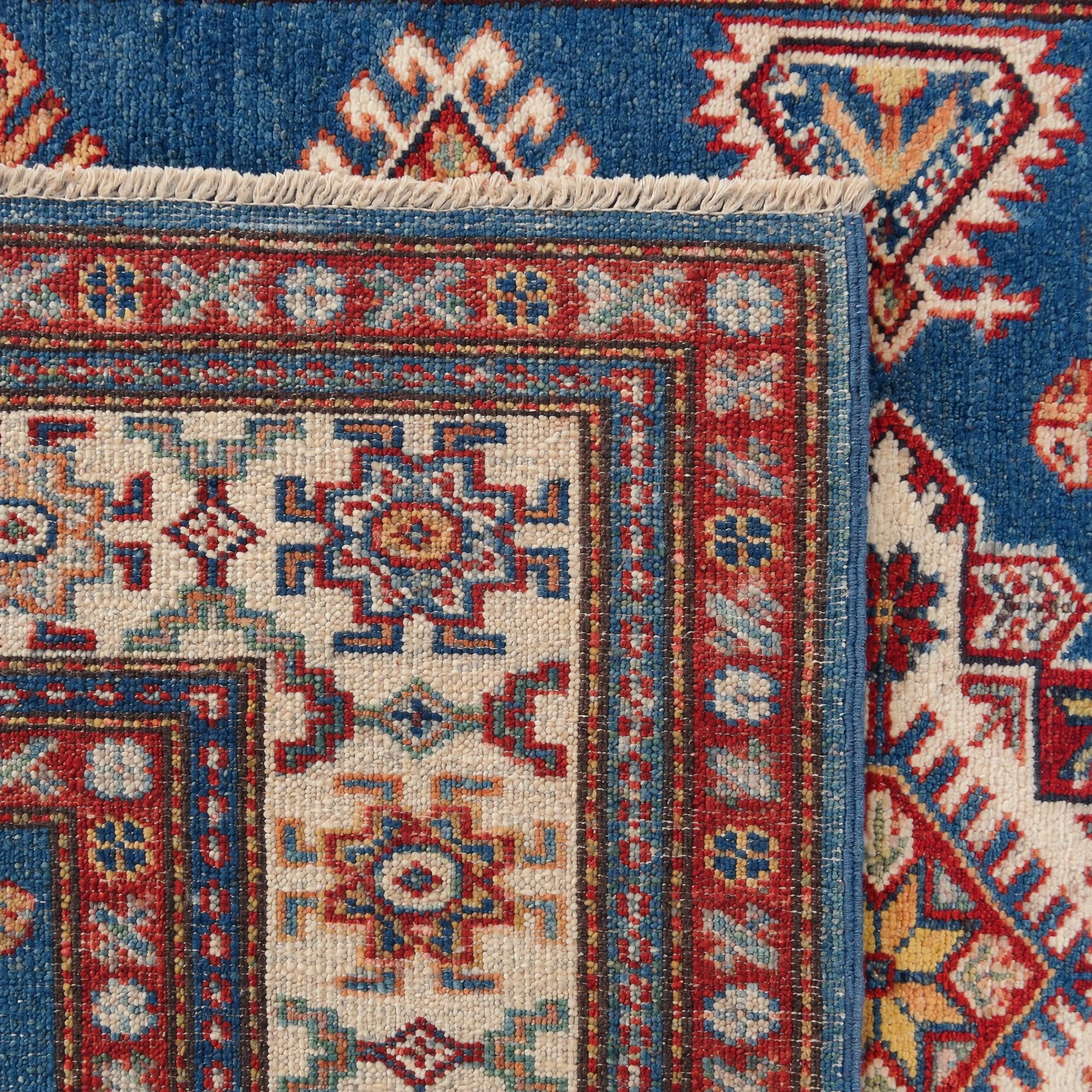4' 2 x 6' Hand Knotted Kazak Rug
