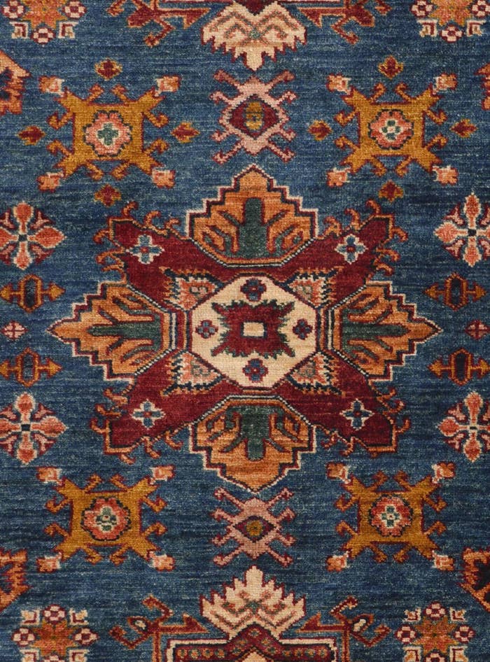 Detail image of 7' 1 x 10' Hand Knotted Kazak Rug