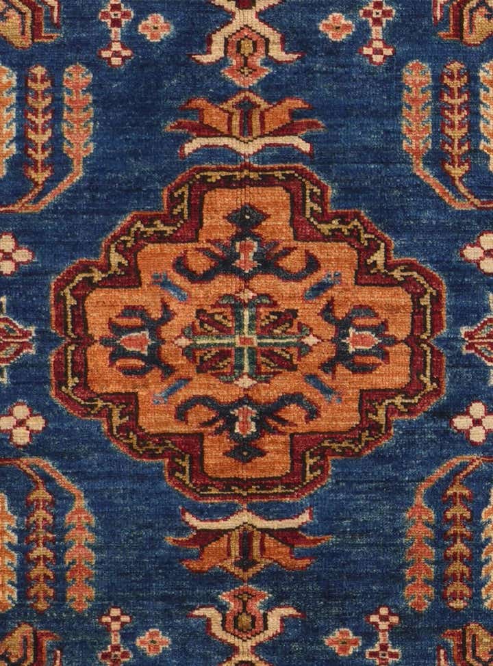 6' 9 x 9' 9 Hand Knotted Kazak Rug