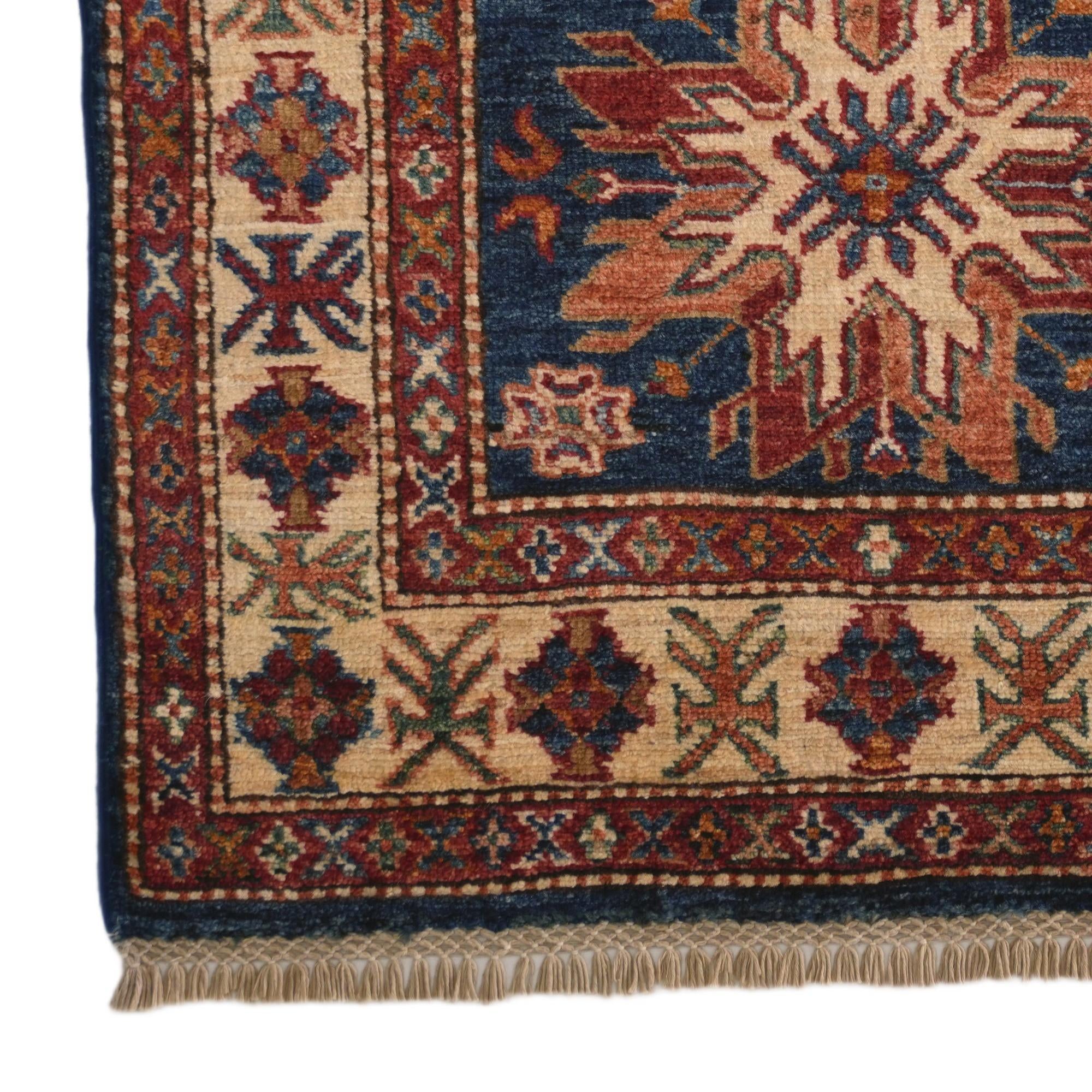 2' 7 x 4' 5 Hand Knotted Kazak Rug