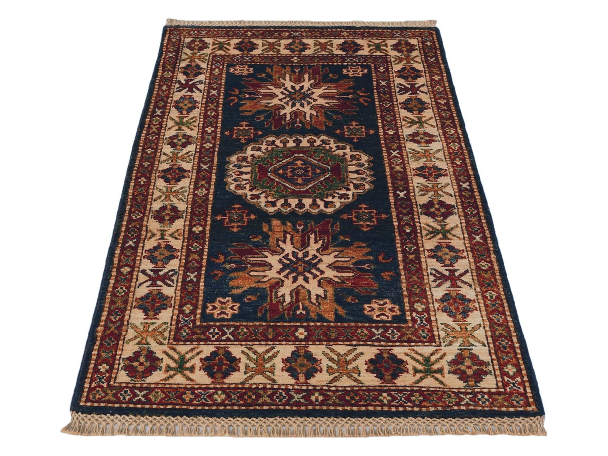 2' 7 x 4' 7 Hand Knotted Kazak Rug
