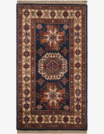 2' 7 x 4' 7 Hand Knotted Kazak Rug