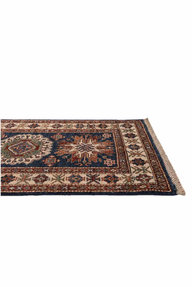 2' 6 x 4' 7 Hand Knotted Kazak Rug