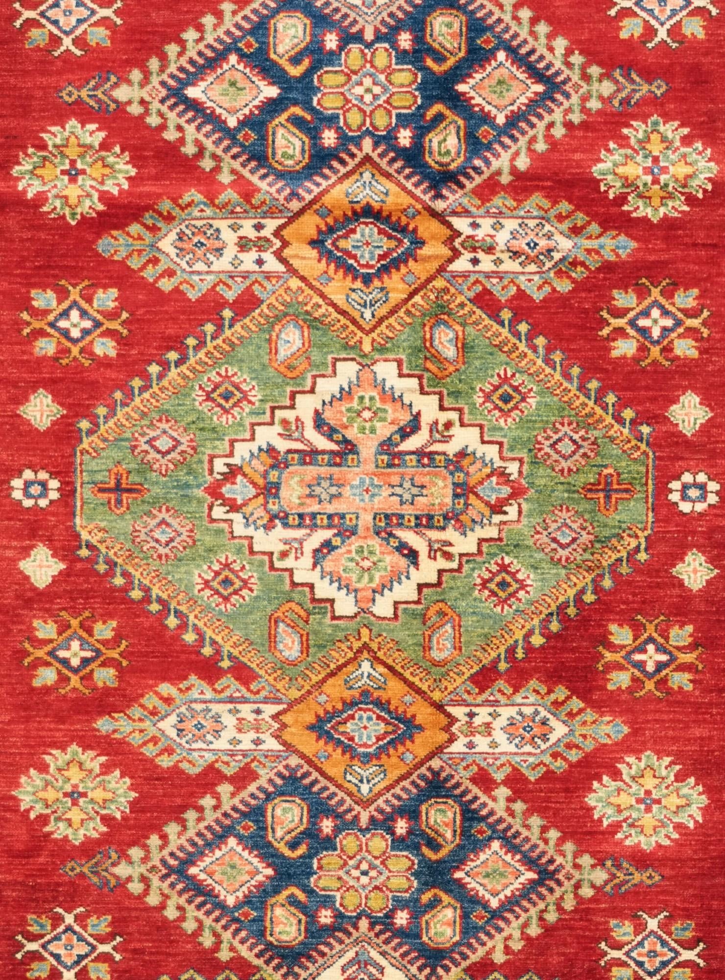 5' 1 x 6' 11 Hand Knotted Kazak Rug