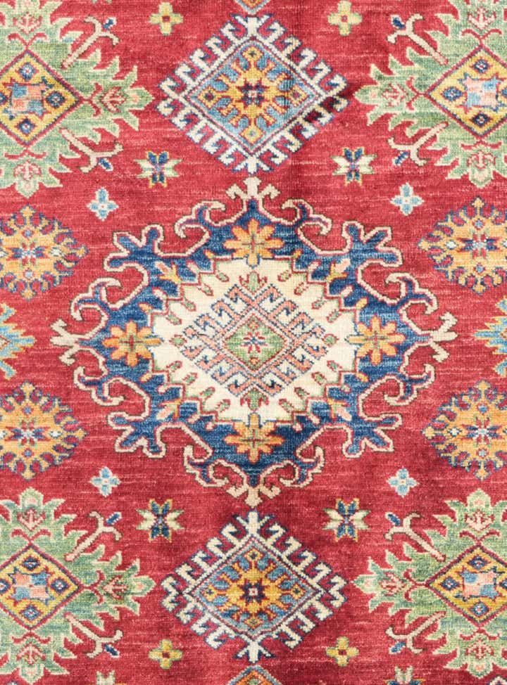 5' 2 x 6' 9 Hand Knotted Kazak Rug