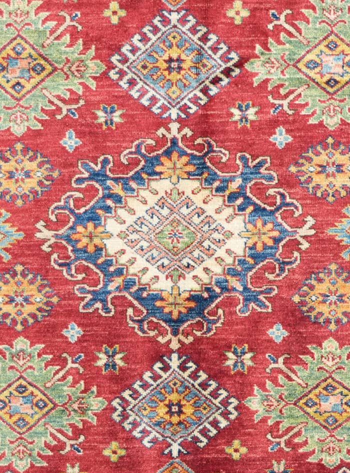 Detail image of 5' 2 x 6' 9 Hand Knotted Kazak Rug