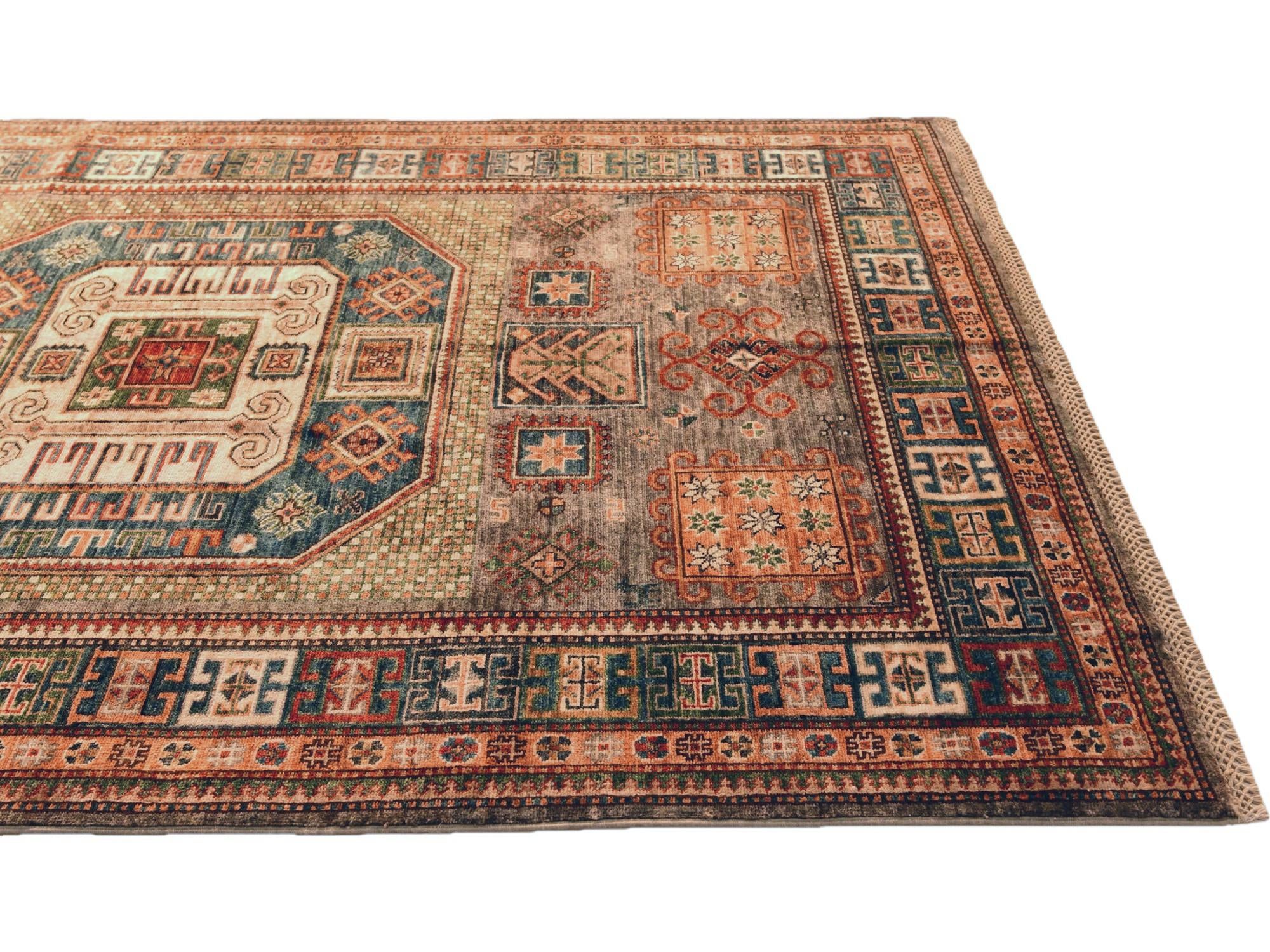 5' 2 x 6' 11 Hand Knotted Kazak Rug