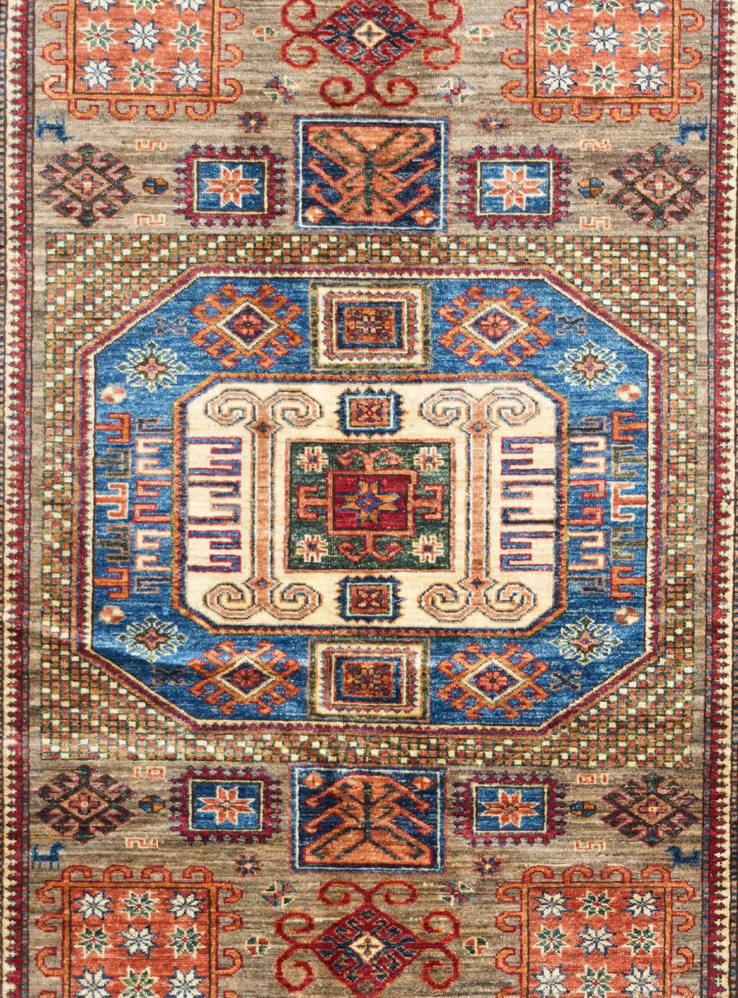4' 11 x 6' 8 Hand Knotted Kazak Rug