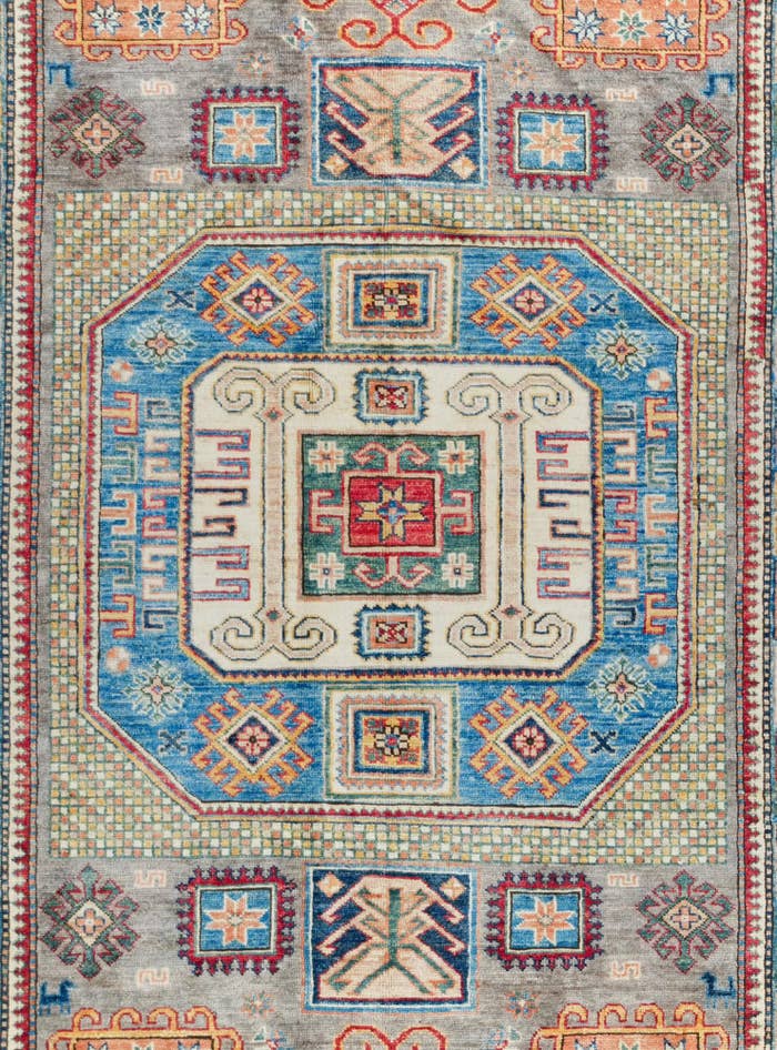 Detail image of 4' 11 x 7' 6 Hand Knotted Kazak Rug