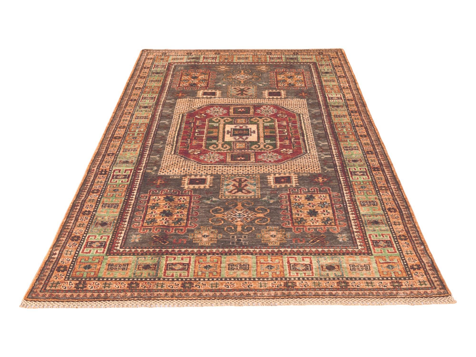 4' x 6' 5 Hand Knotted Kazak Rug