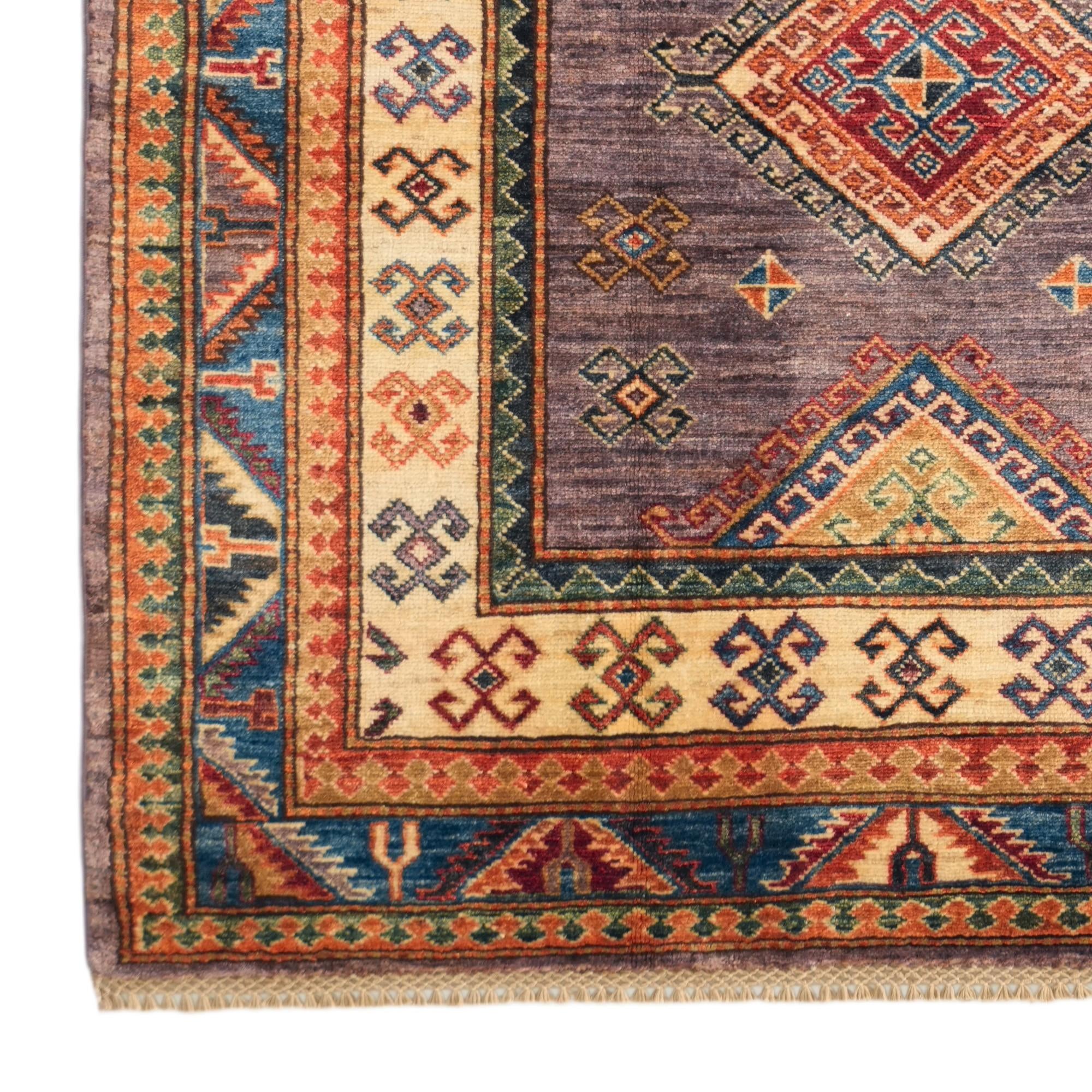 4' x 6' 1 Hand Knotted Kazak Rug