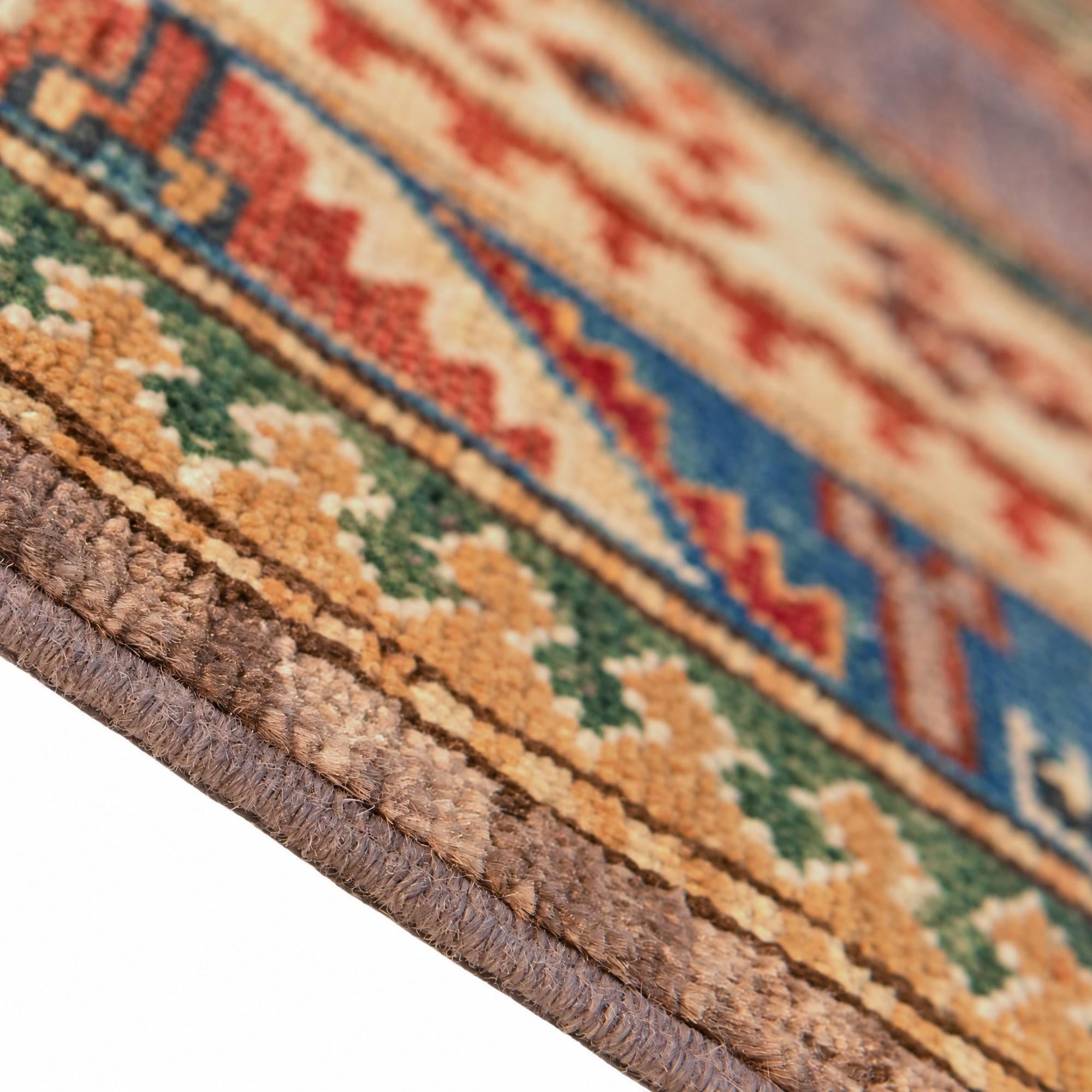 4' x 6' 1 Hand Knotted Kazak Rug