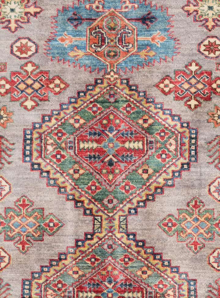 4' 11 x 6' 9 Hand Knotted Kazak Rug