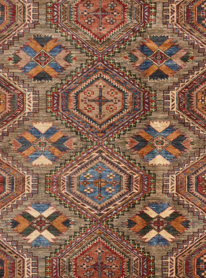 6' 10 x 10' Hand Knotted Kazak Rug