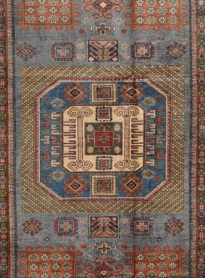 Detail image of 6' 9 x 9' 9 Hand Knotted Kazak Rug