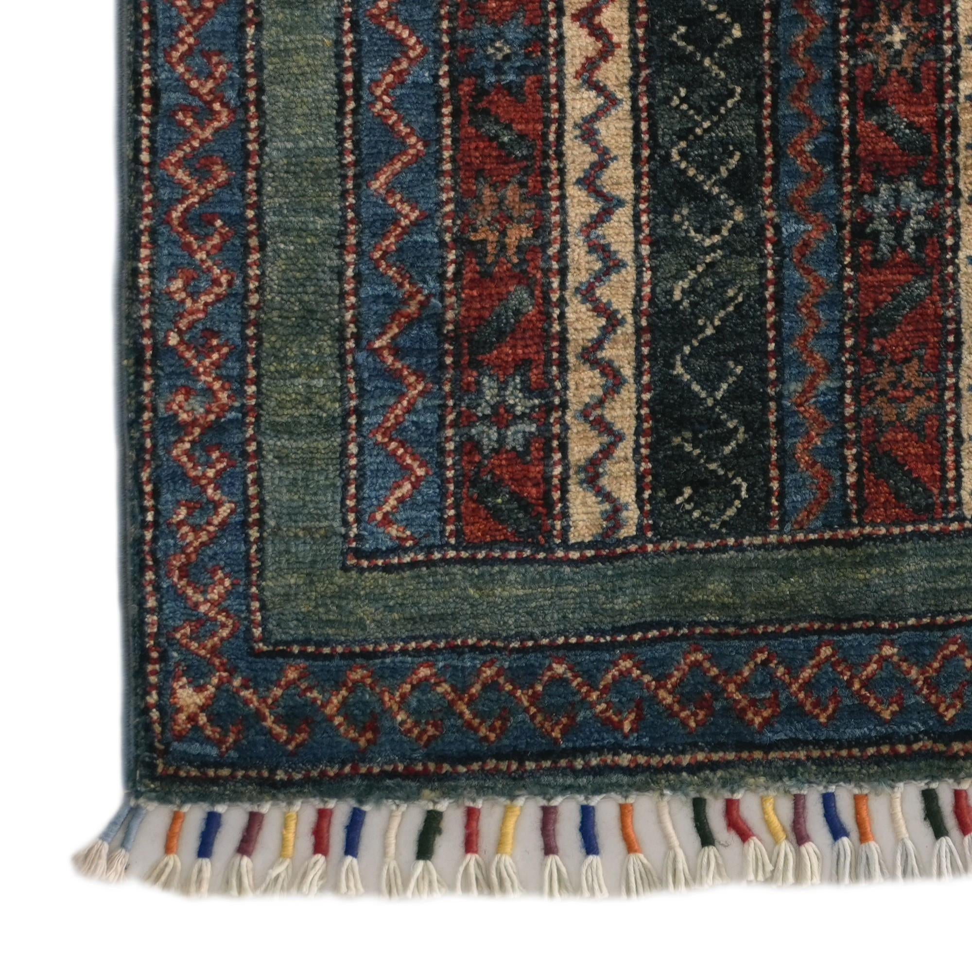 2' x 3' 1 Hand Knotted Kazak Rug