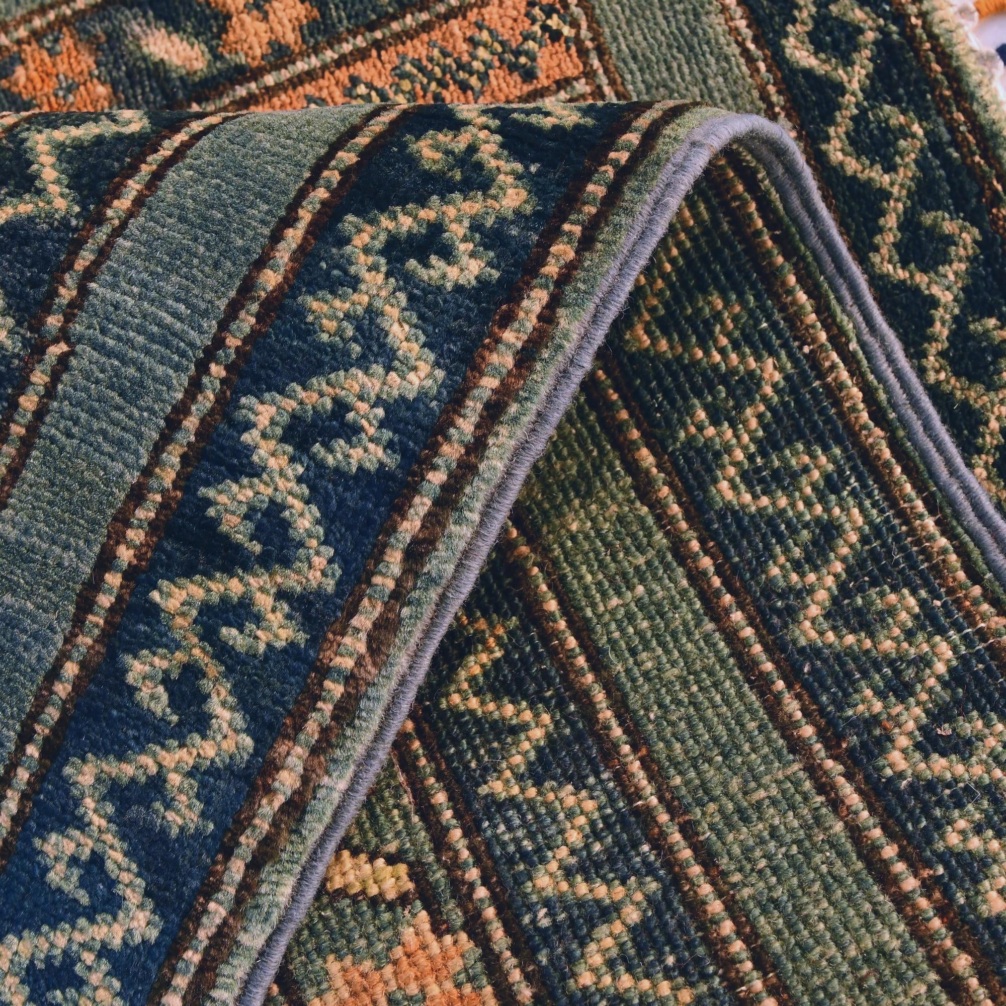 2' 1 x 2' 10 Hand Knotted Kazak Rug