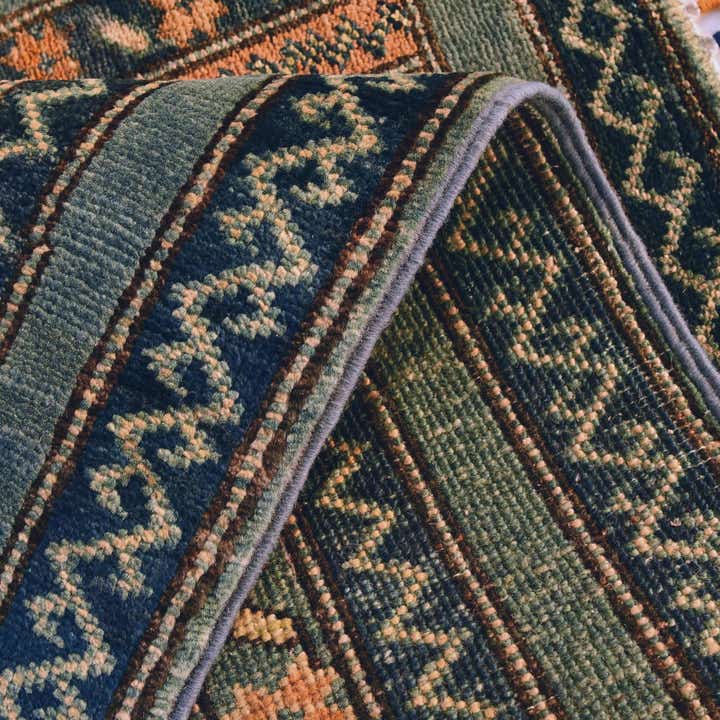 2' 1 x 2' 10 Hand Knotted Kazak Rug