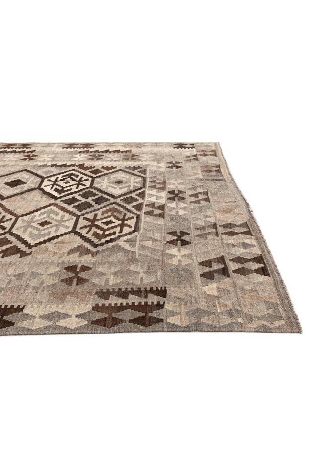 Detail image of 6' 9 x 9' 8 Hand Woven Kilim Maymana Wool Rug